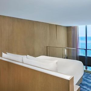One-Bedroom King Suite